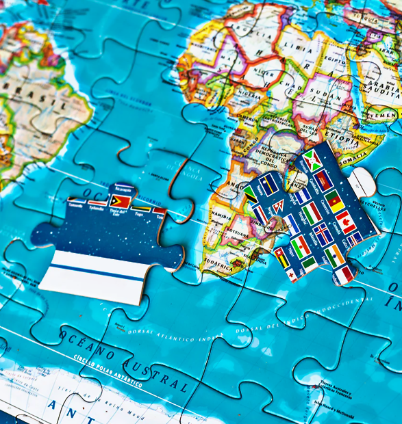 Crisis del multilateralismo liberal y la transición energética desde la periferia: geopolítica, dependencia y alternativas en un orden global fracturado